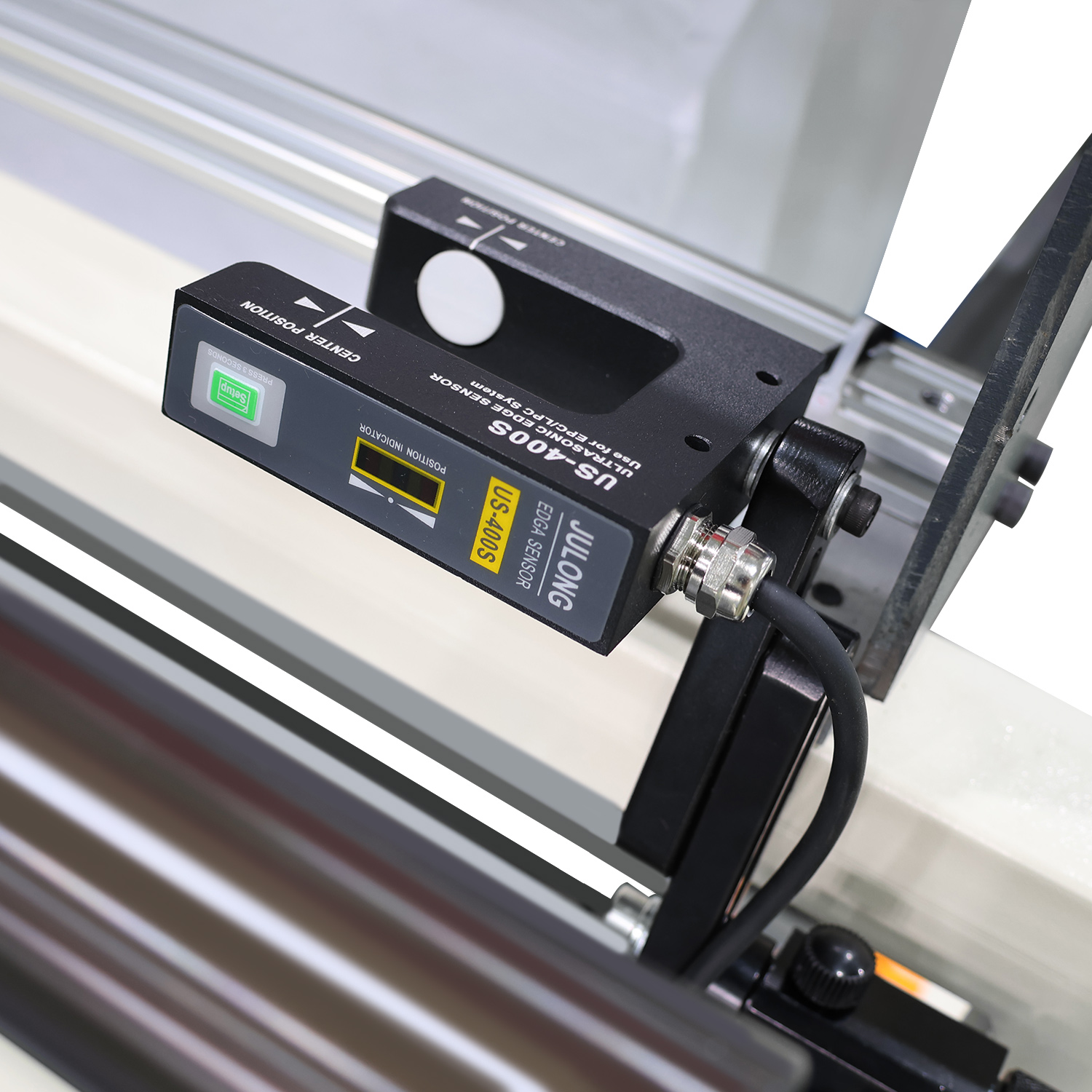 1600mm Industrial Wrapping Paper/Plastic Fillm/Non-woven Fabric Roll To Sheet Unwinding Cutting Machine